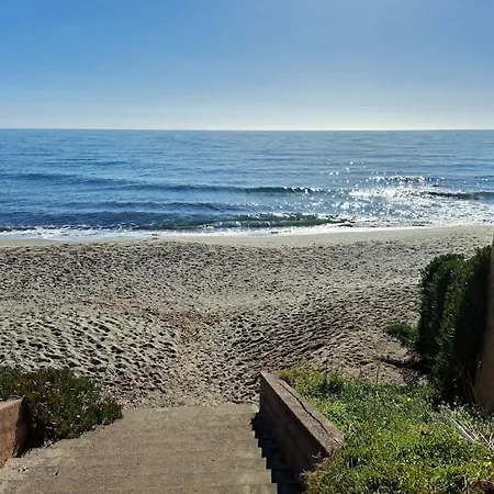 Avec Piscine A 2 Pas De La Lägenhet Linguizzetta