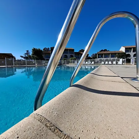 Avec Piscine A 2 Pas De La Апартаменты