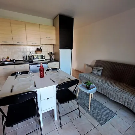 Apartment Avec Piscine A 2 Pas De La Linguizzetta