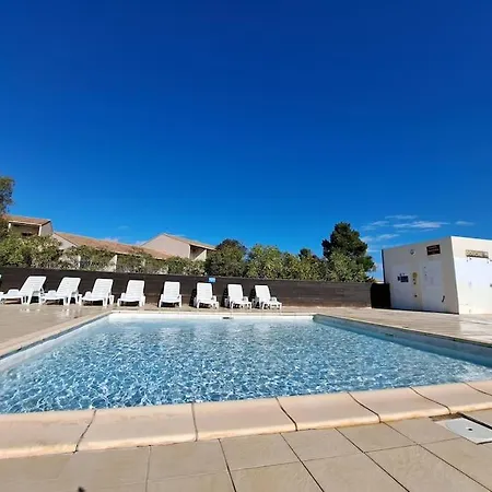 Avec Piscine A 2 Pas De La *