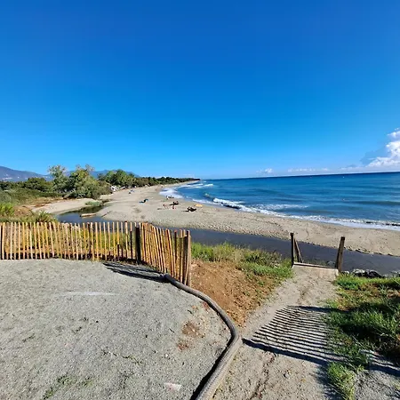 Avec Piscine A 2 Pas De La