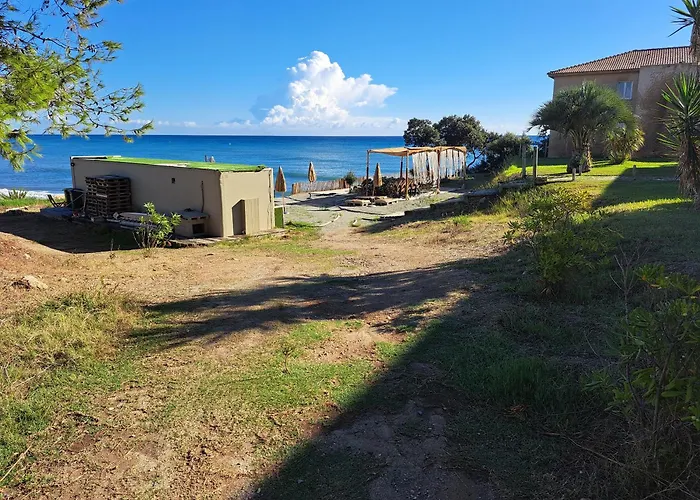 Avec Piscine A 2 Pas De La
